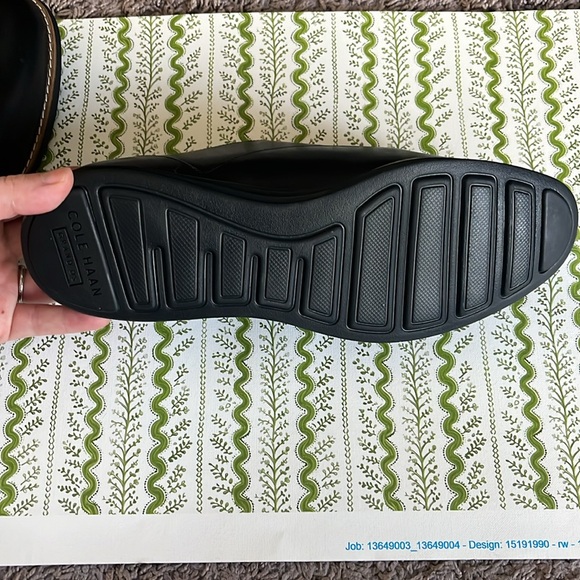 Cole Haan Black Oxford shoe NWOT - Picture 6 of 8